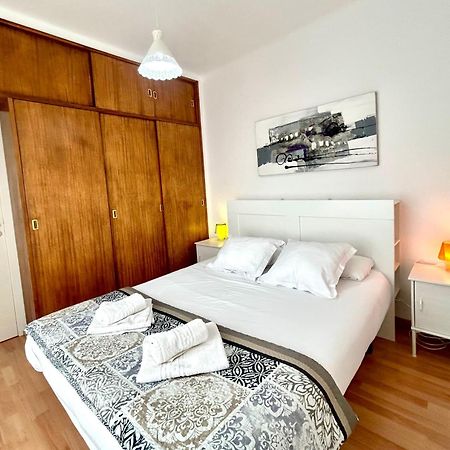 Apartment Carrer D'Olesa Barcellona Esterno foto