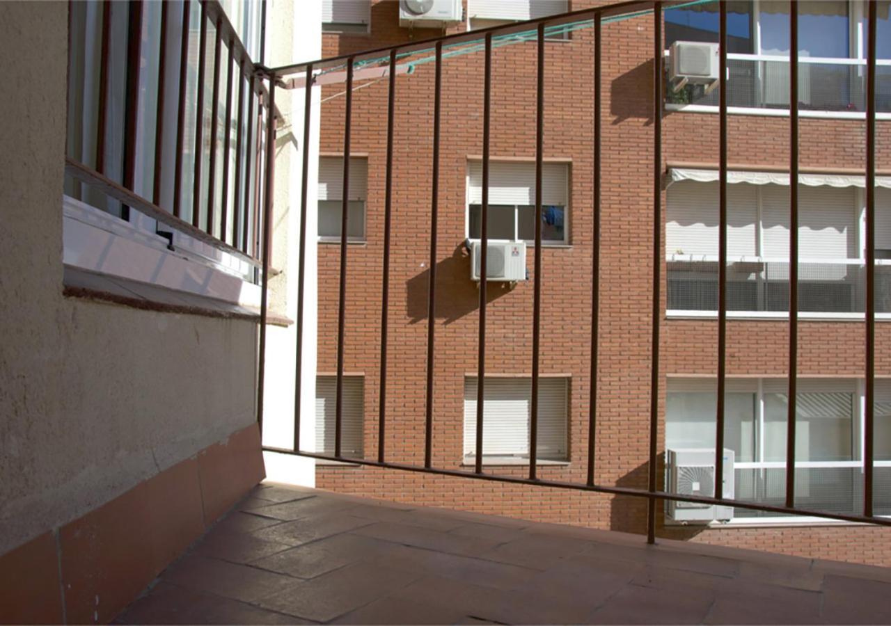 Apartment Carrer D'Olesa Barcellona Esterno foto