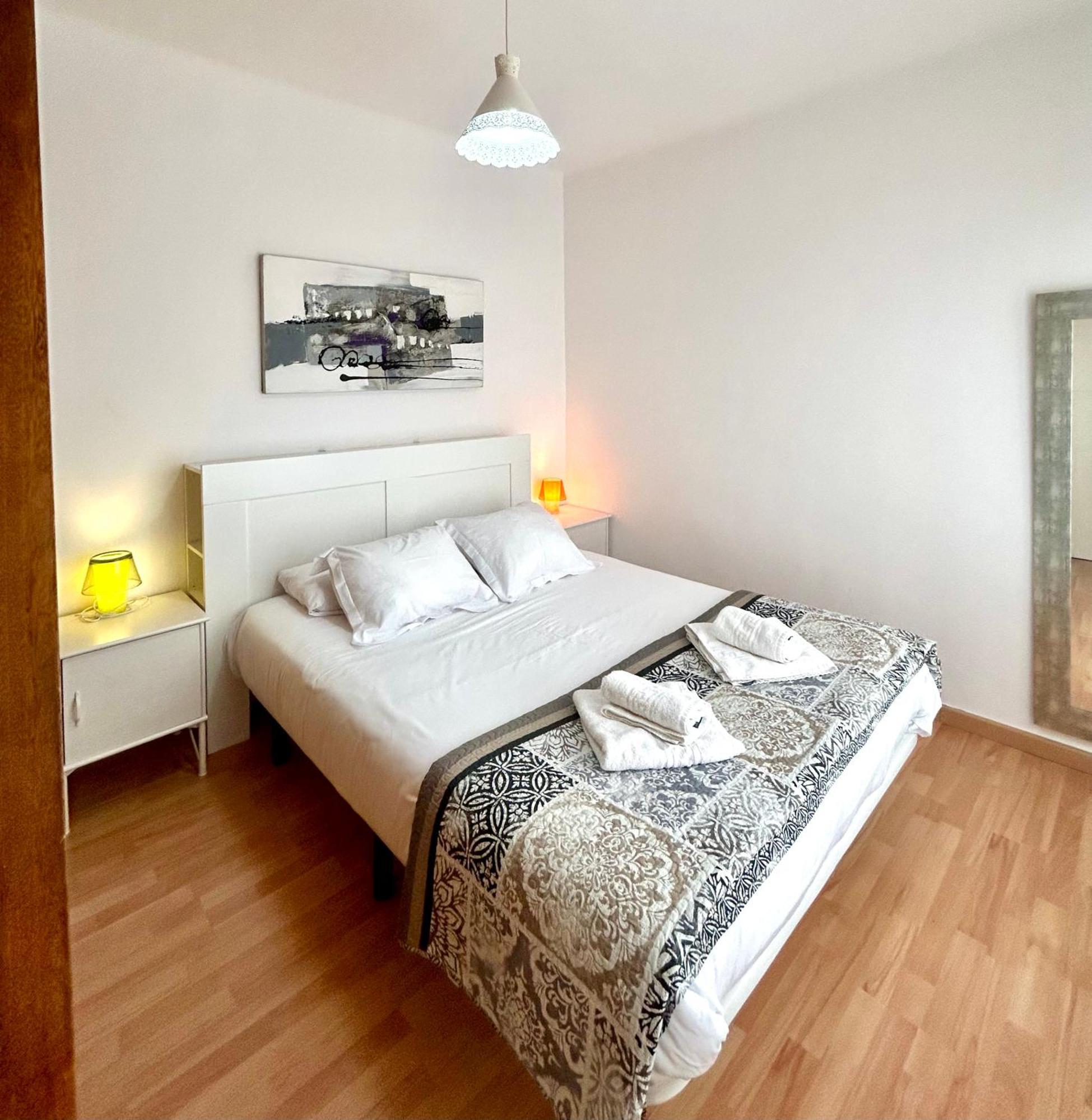Apartment Carrer D'Olesa Barcellona Esterno foto